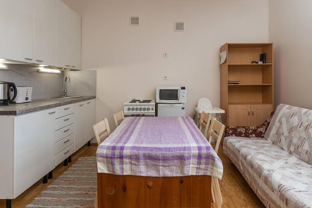 Pueha Vaimu Kuelaliskorter Tallinn Kültér fotó